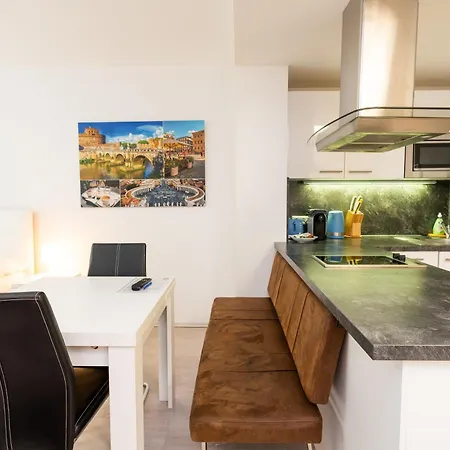 305 Berlin, Apartment, 38m2 2-4 Pers Апартаменты *