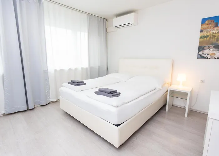 305 Berlin, Apartment, 38m2 2-4 Pers דירה