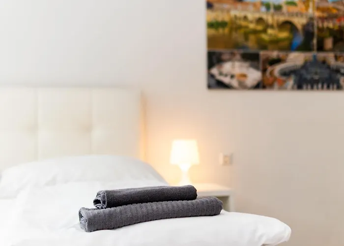 305 Berlin, Apartment, 38m2 2-4 Pers *